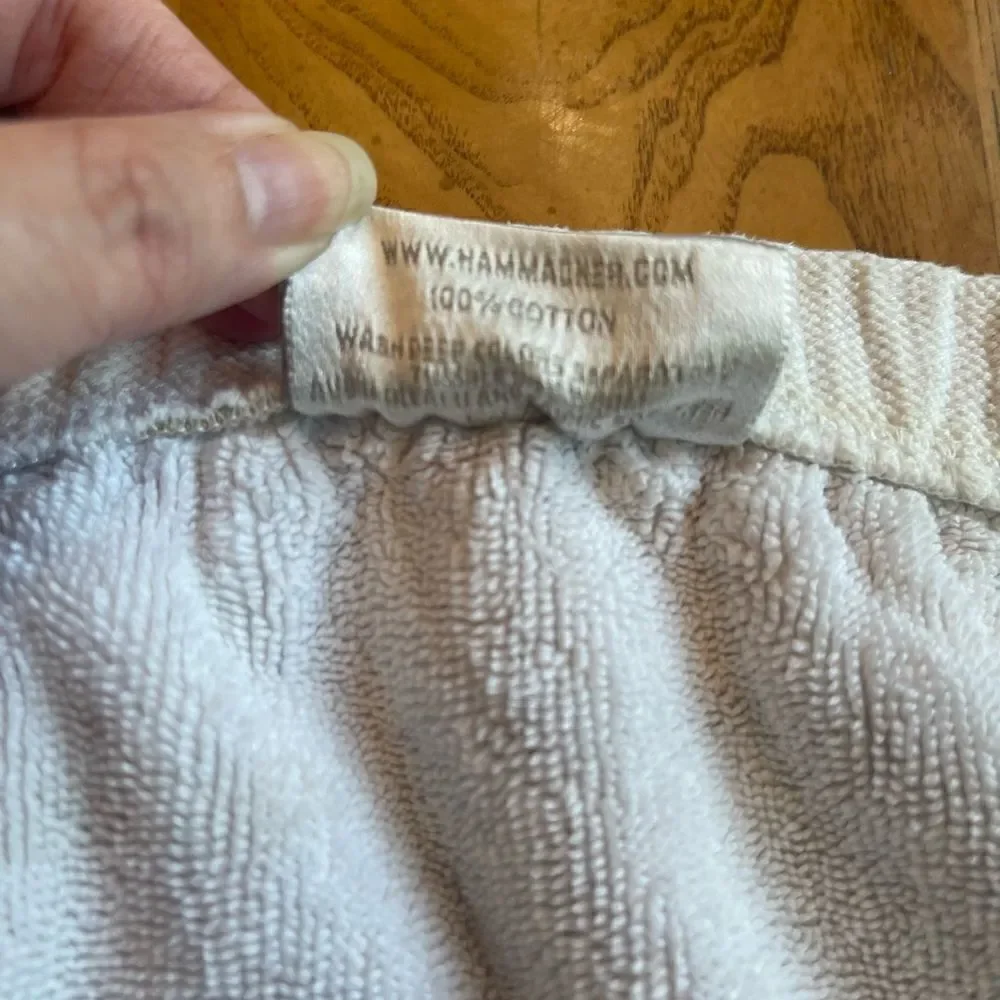 Hammacher Schlemmer Men’s Shower Towel waist wrap!